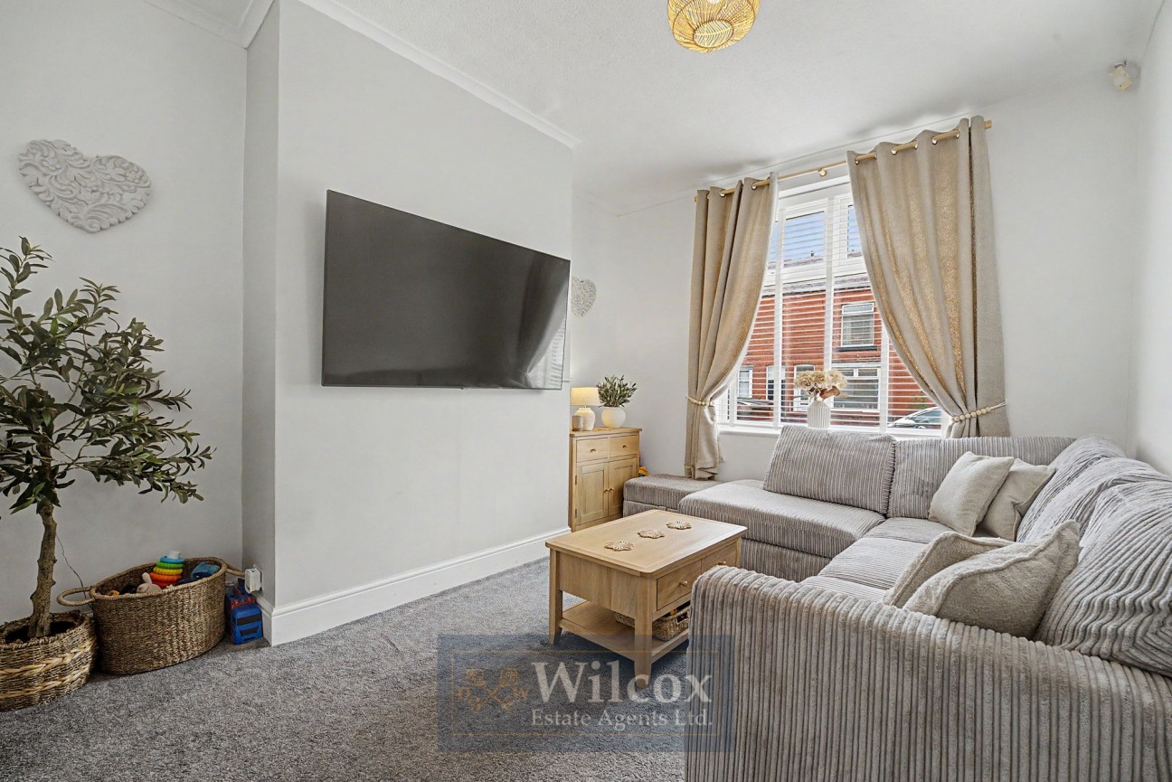 Melrose Avenue, Bolton, BL1