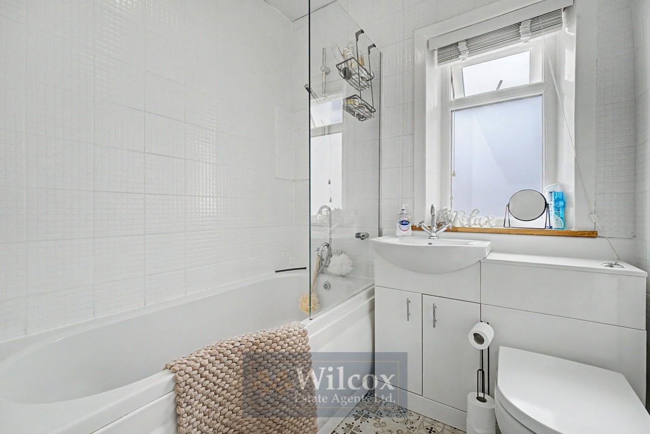 Melrose Avenue, Bolton, BL1