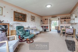 Kinloch Drive, Bolton, BL1