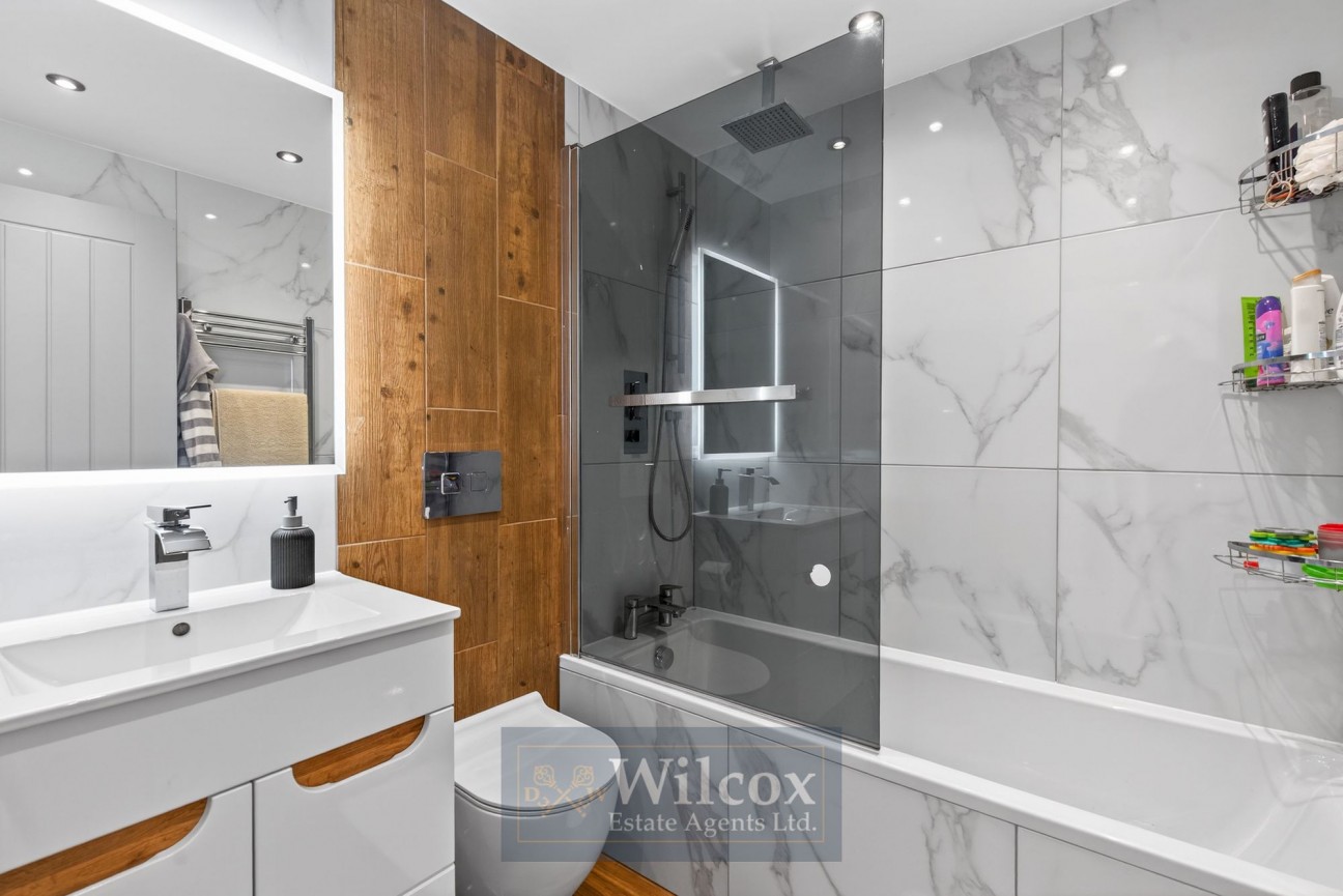 Ainsworth Lane, Bolton, BL2