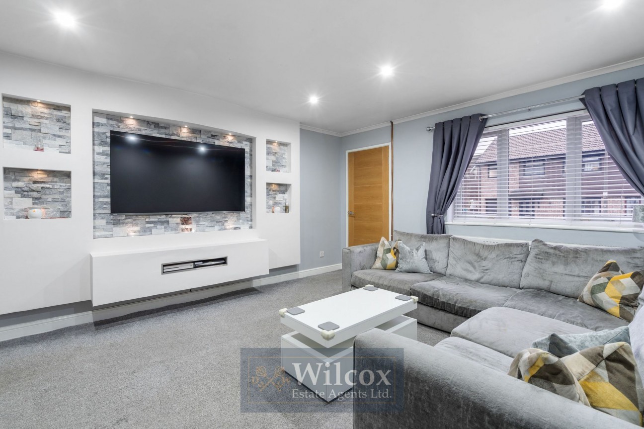 Wrenbury Drive, Bolton, BL1