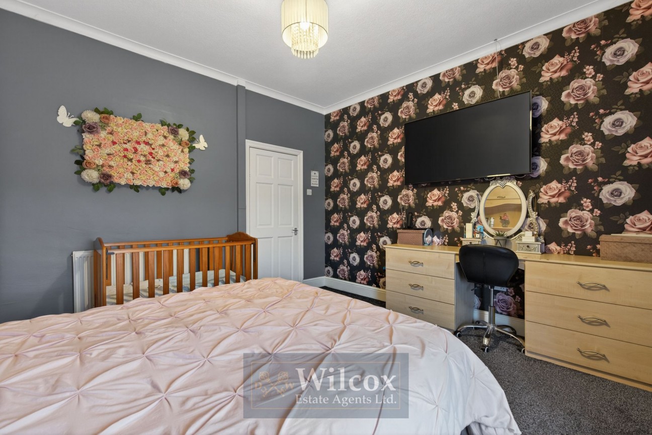 Tonge Moor Road, Bolton, BL2