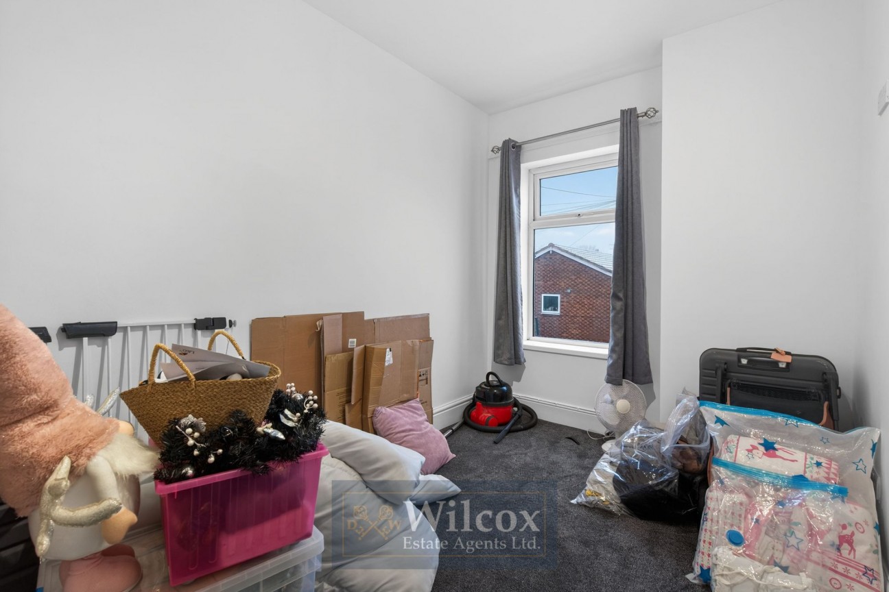 Tonge Moor Road, Bolton, BL2