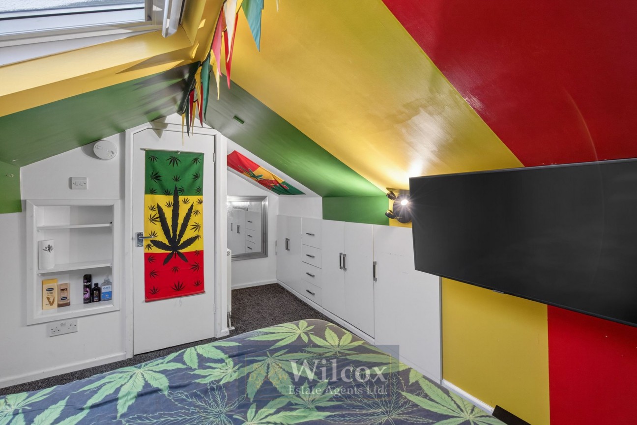 Tonge Moor Road, Bolton, BL2