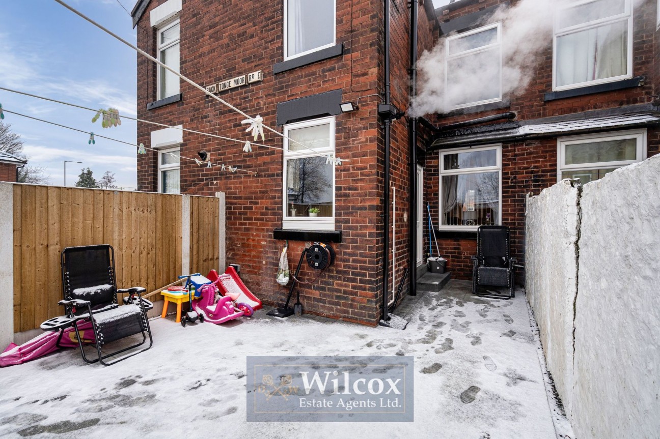 Tonge Moor Road, Bolton, BL2