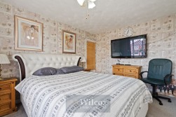 Caldbeck Drive, Farnworth, BL4