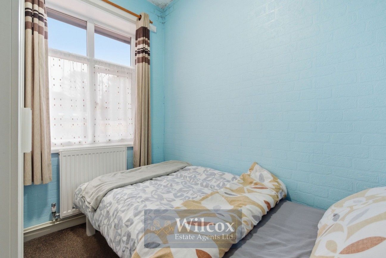 Ferns Grove, Bolton, BL1