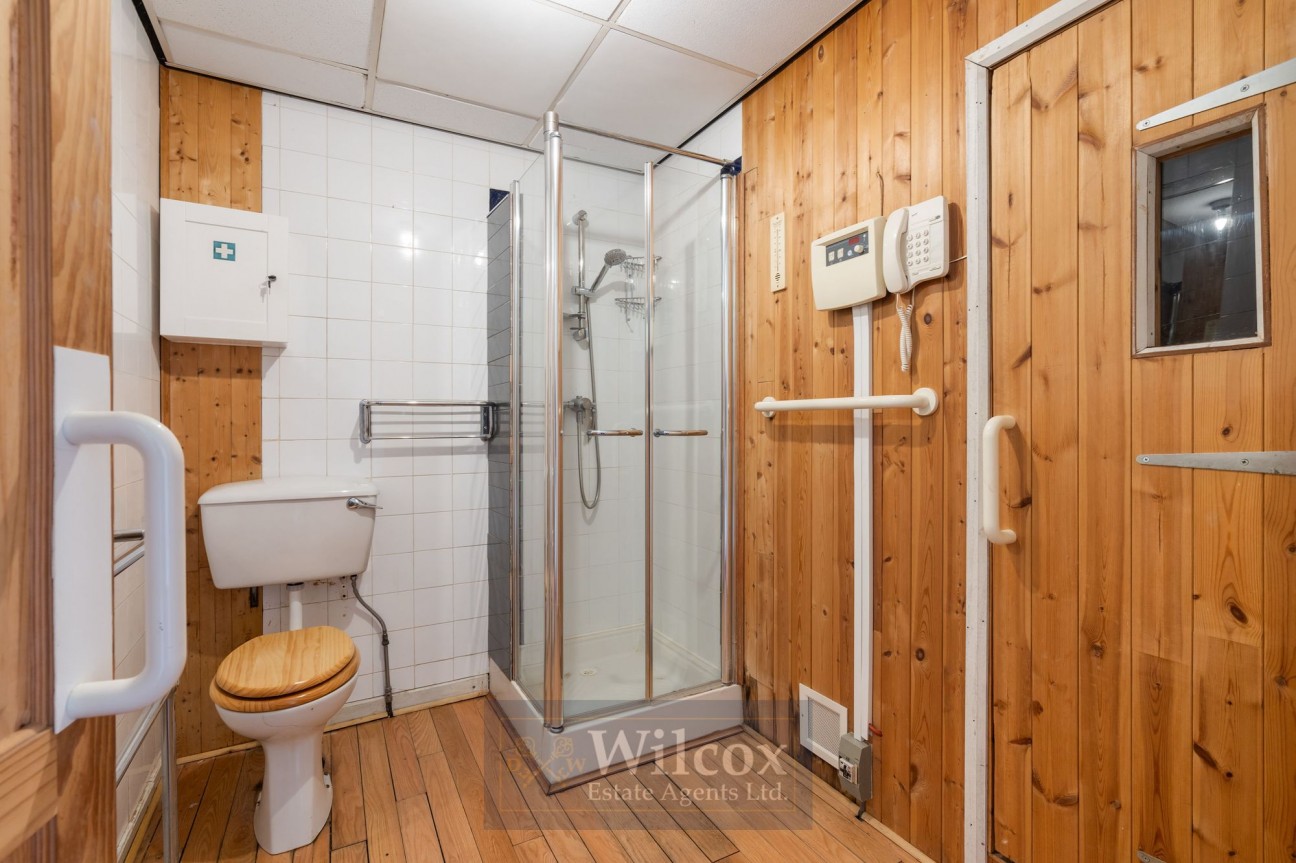 Thicketford Close, Bolton, BL2