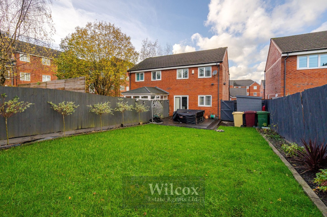 Sandileigh Drive, Bolton, BL1