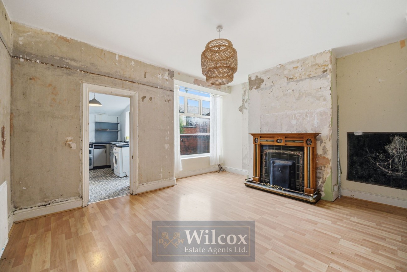 Tonge Park Avenue, Bolton, BL2