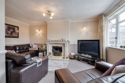 Doncaster Close, Little Lever, BL3