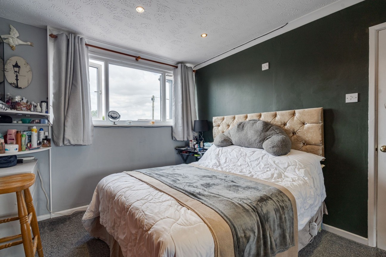 Doncaster Close, Little Lever, BL3