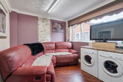 Doncaster Close, Little Lever, BL3