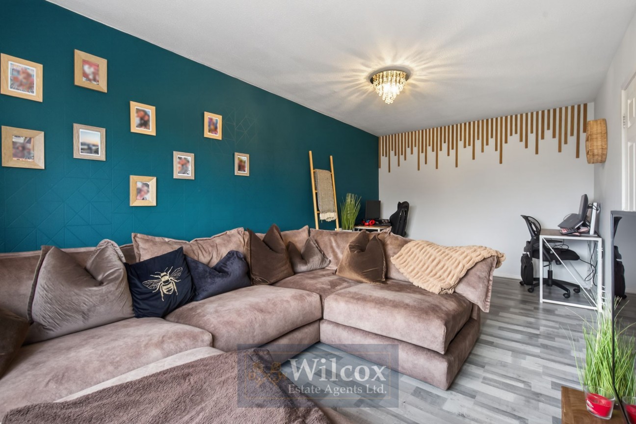Moorfield Chase, Farnworth, BL4