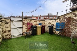 Bury Road, Bolton, BL2