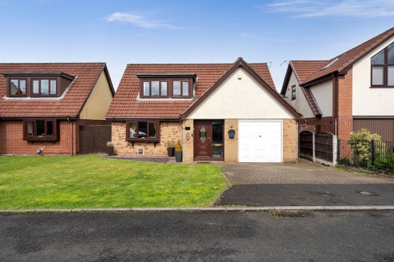Springwater Close, Bolton, BL2