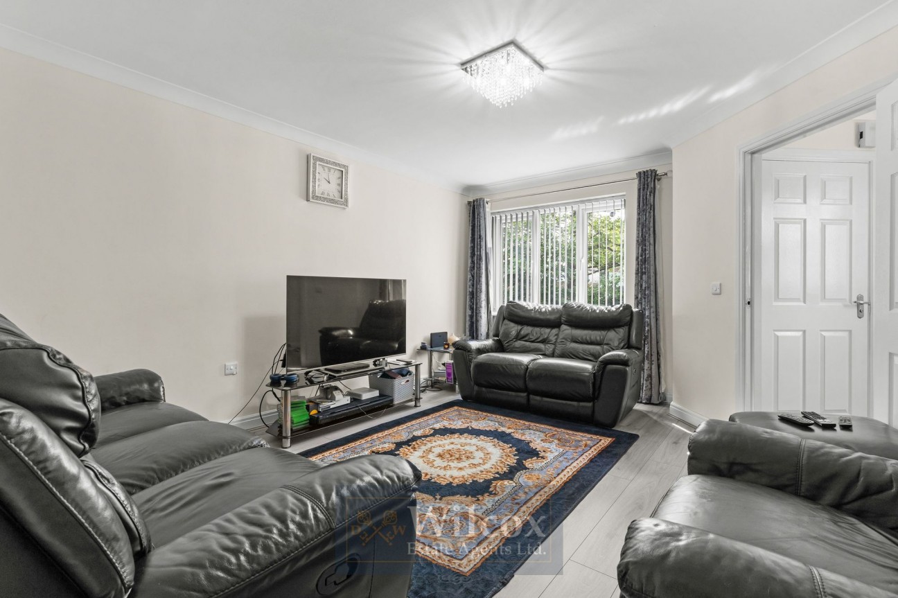 Bloomsbury Crescent, Bolton, BL1