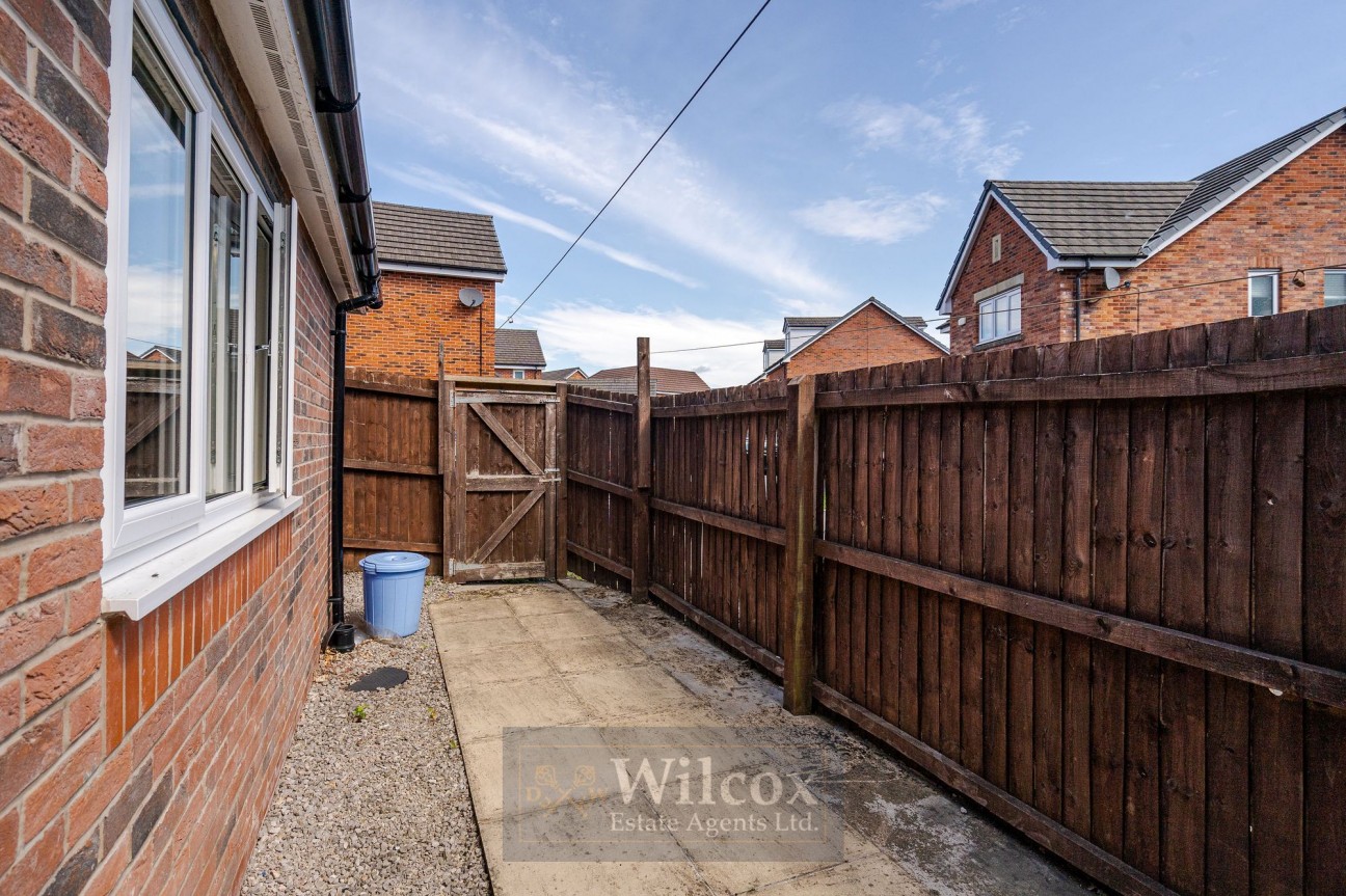 Bloomsbury Crescent, Bolton, BL1