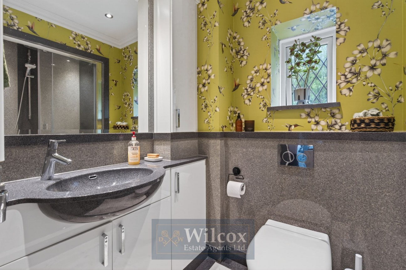 Oakenbottom Road, Bolton, BL2