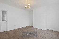 Moorside Avenue, Farnworth, BL4