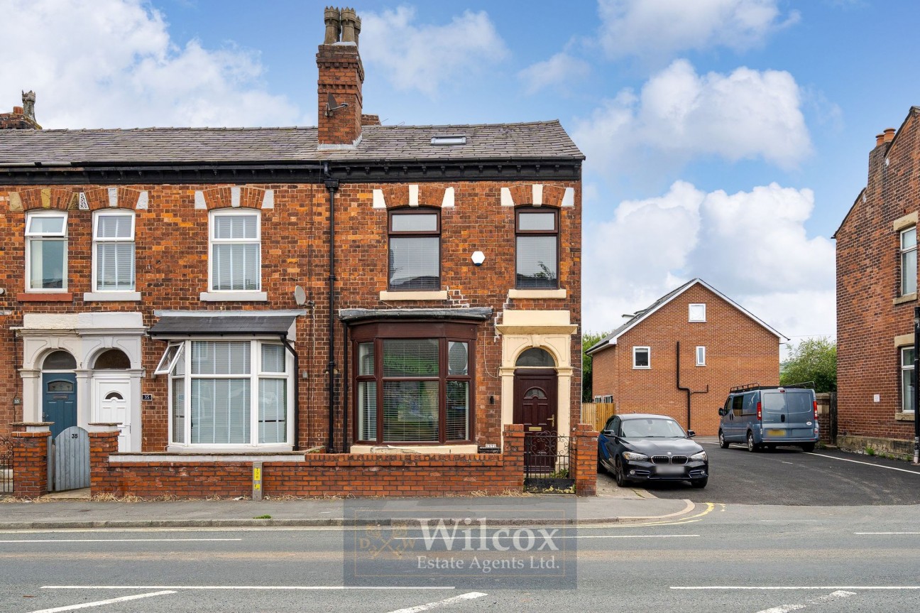 Bolton Road, Chorley, PR7