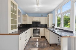 Montrose Avenue, Bolton, BL2