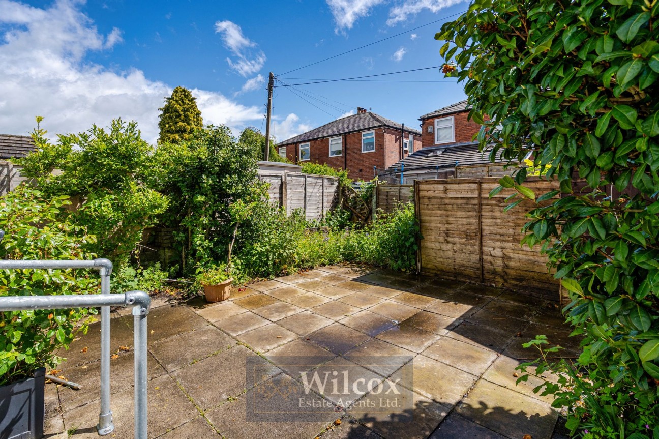 Montrose Avenue, Bolton, BL2