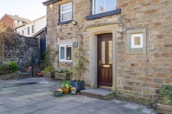Briggs Fold Cottages, Egerton, BL7