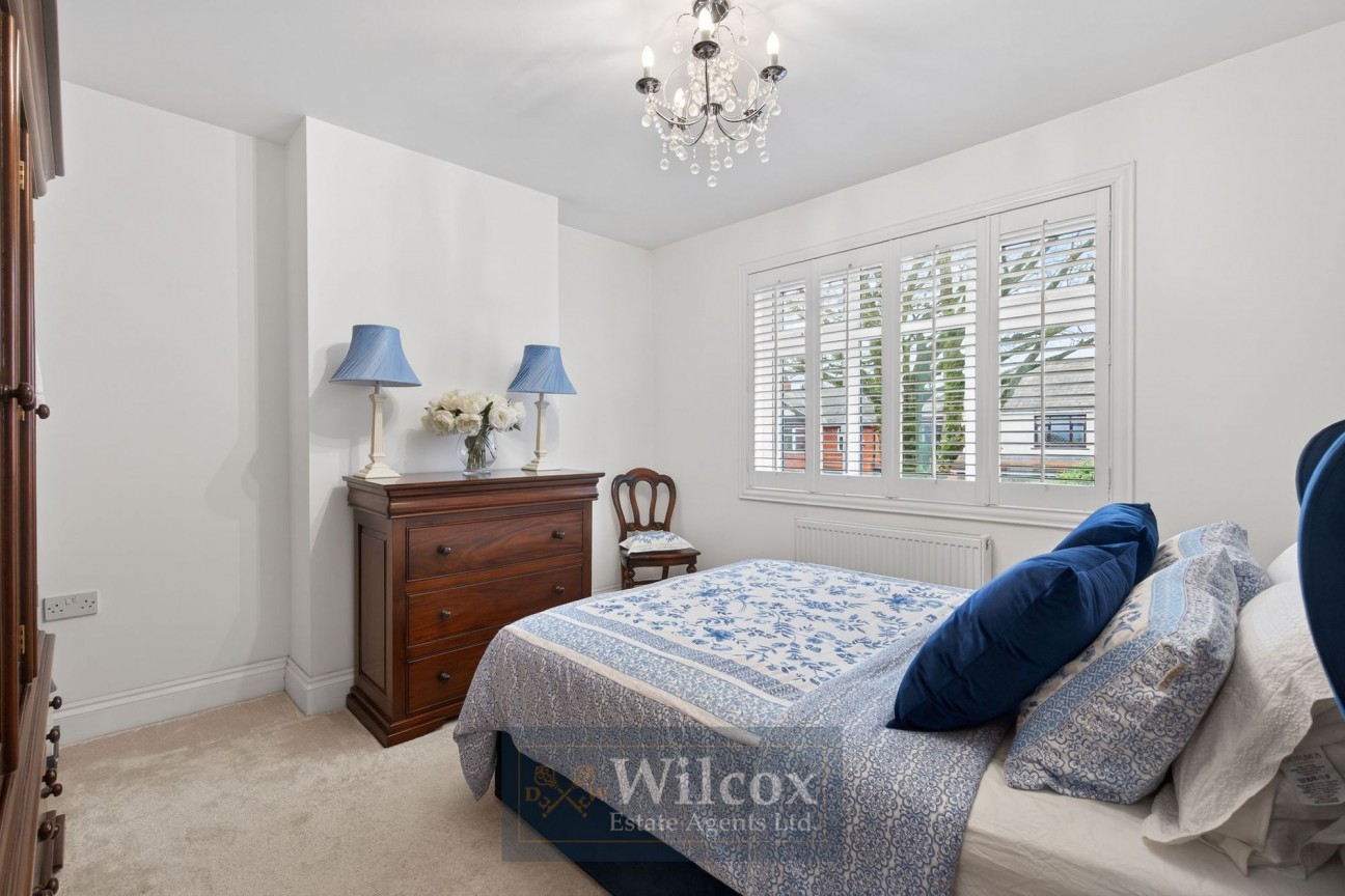 Plodder Lane, Farnworth, BL4