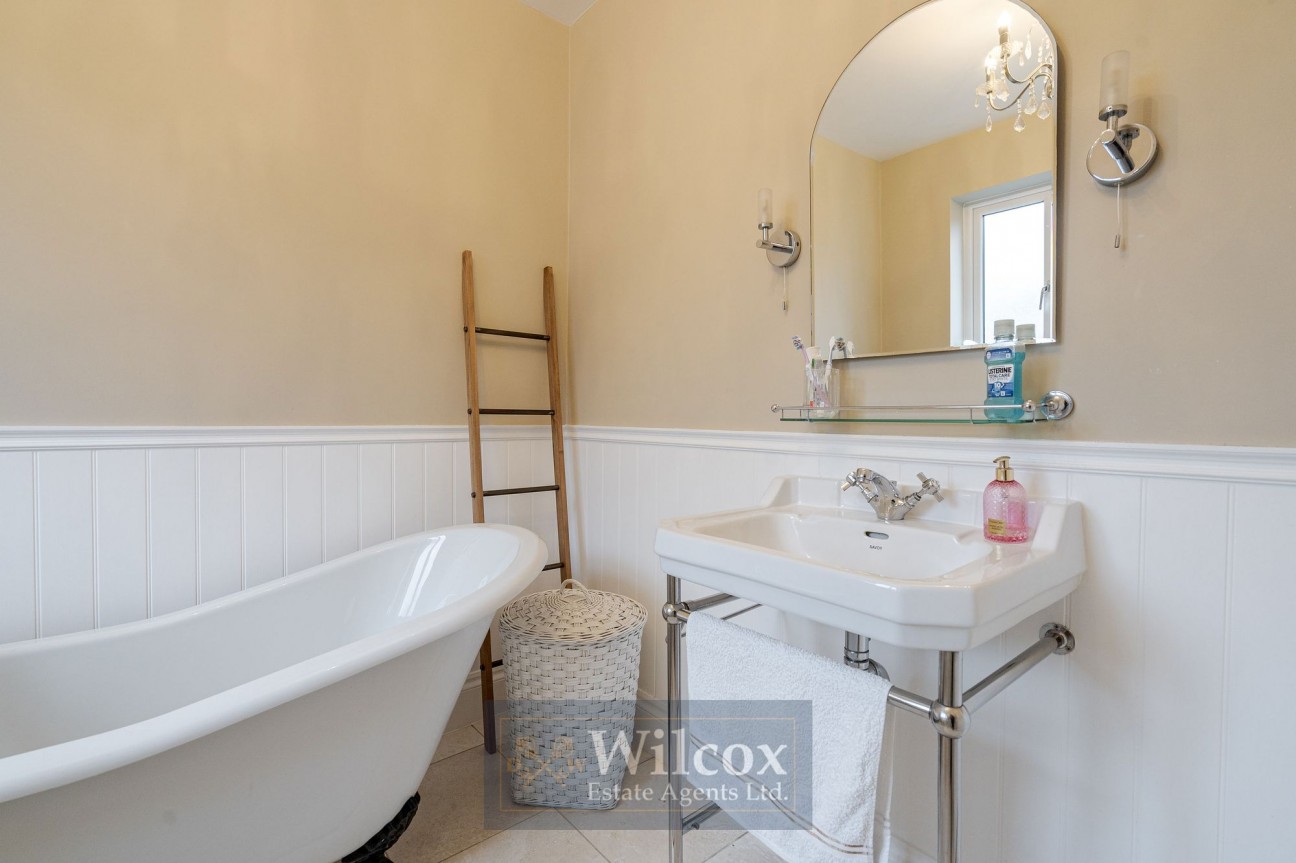 Plodder Lane, Farnworth, BL4