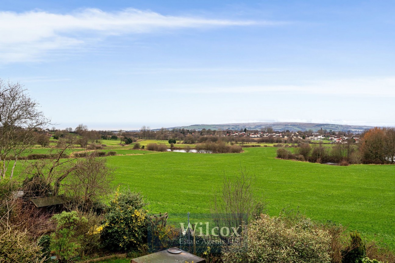 Plodder Lane, Farnworth, BL4