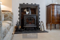 Plodder Lane, Farnworth, BL4