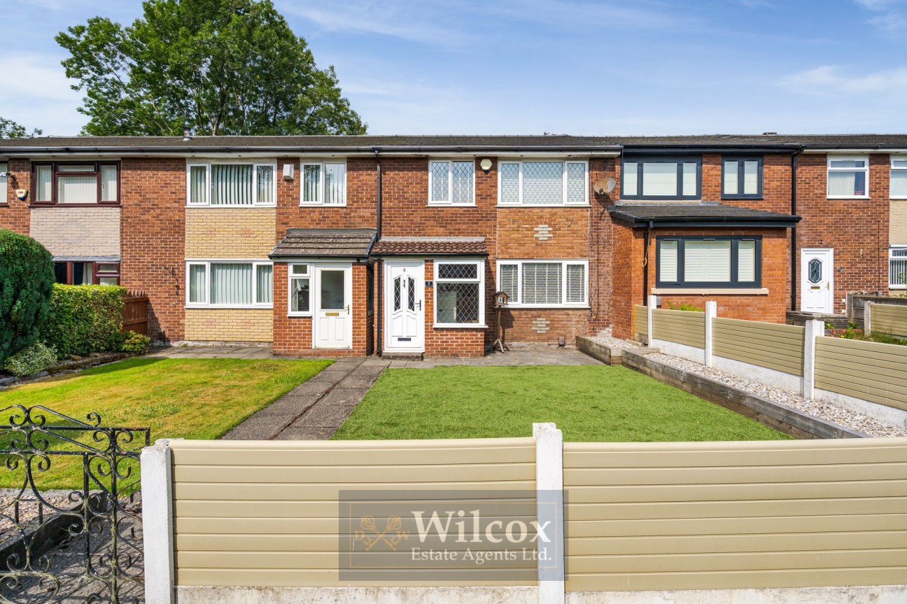 Kensworth Close, Bolton, BL1