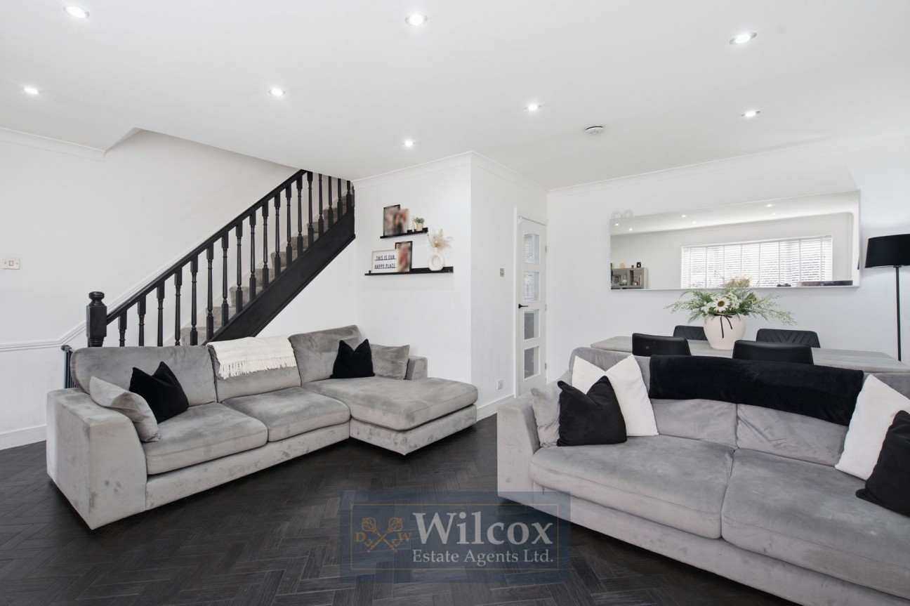 Kensworth Close, Bolton, BL1
