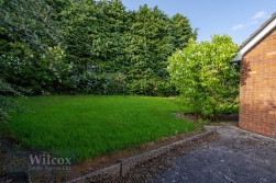 Lingmell Close, Bolton, BL1
