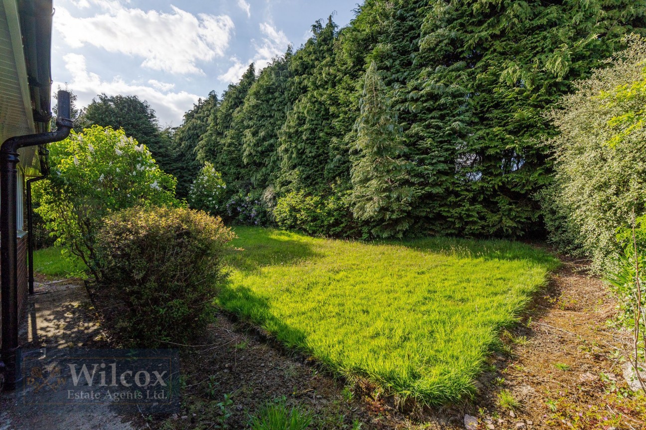 Lingmell Close, Bolton, BL1