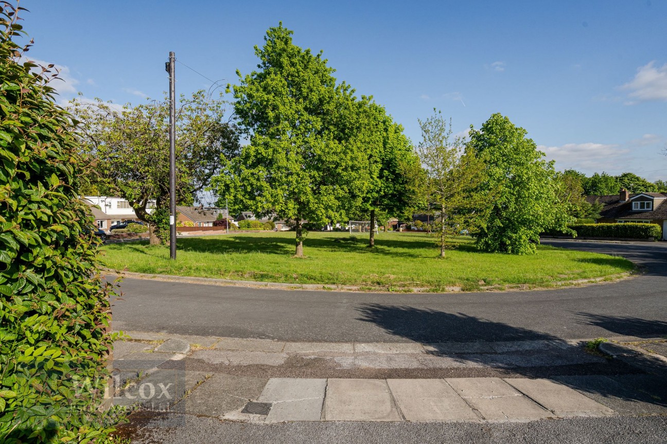 Lingmell Close, Bolton, BL1