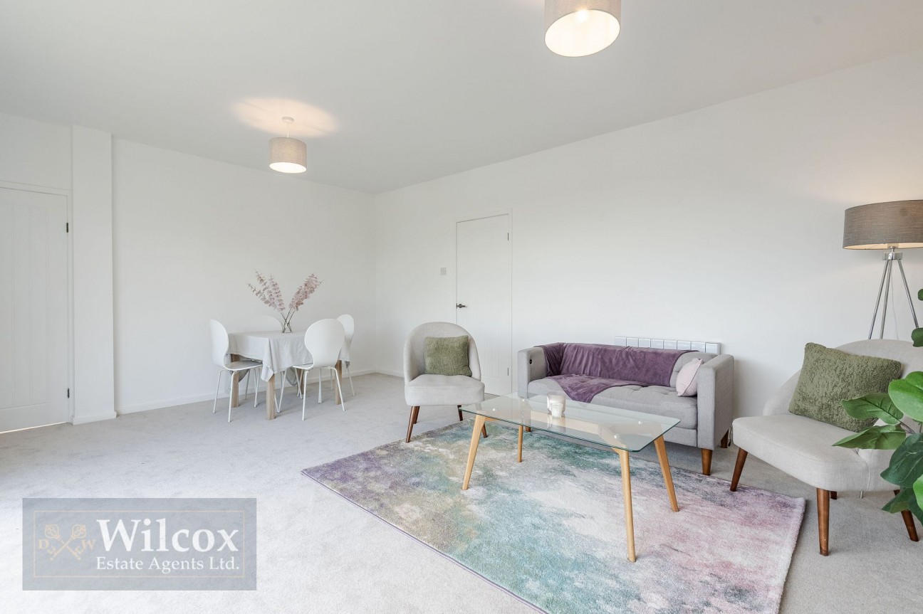 Lingmell Close, Bolton, BL1