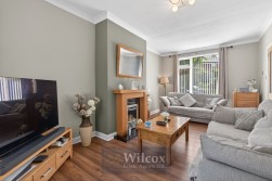 Green Way, Bolton, BL1
