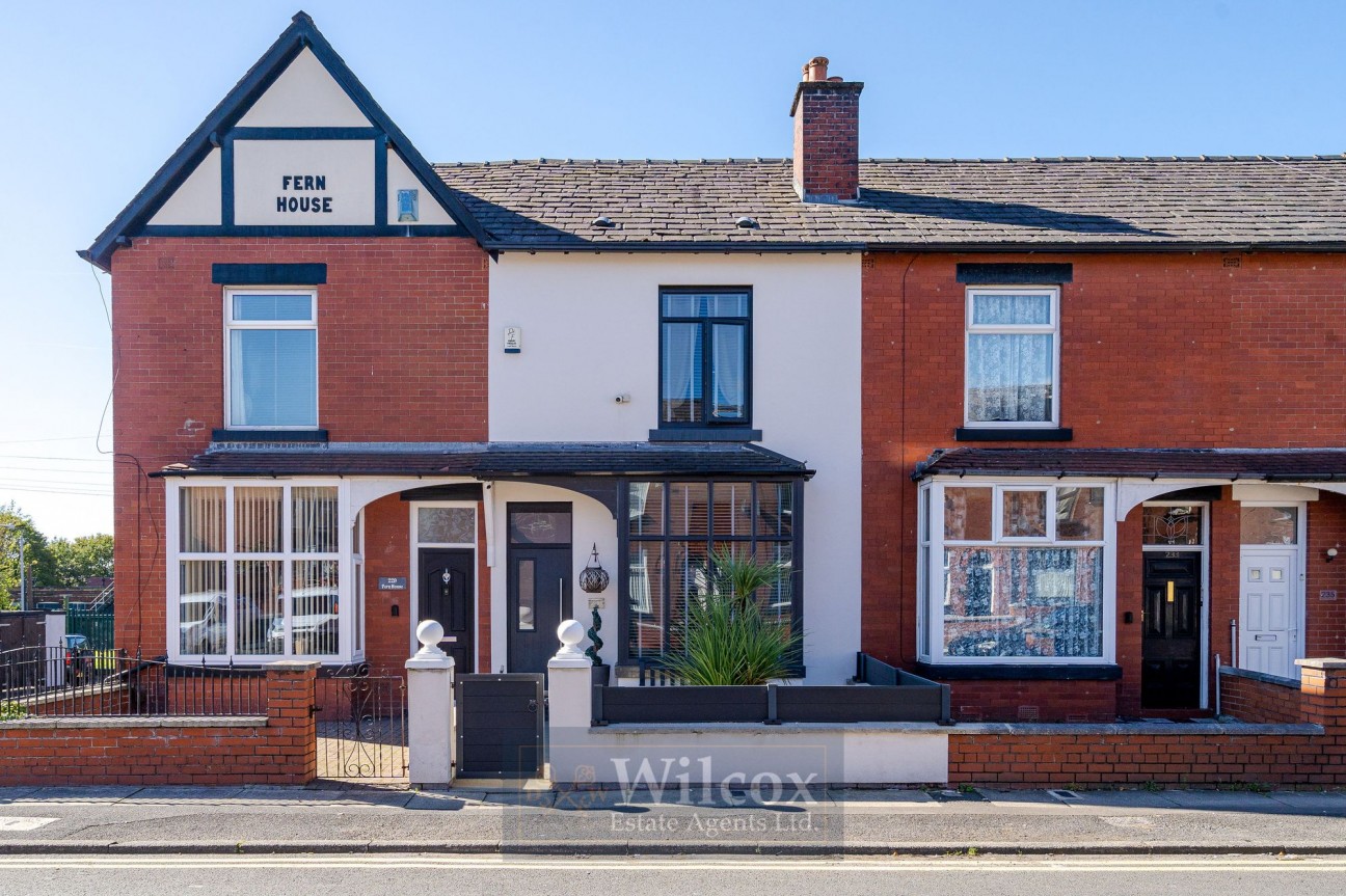 Deane Church Lane, Bolton, BL3