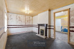 Radstock Close, Bolton, BL1