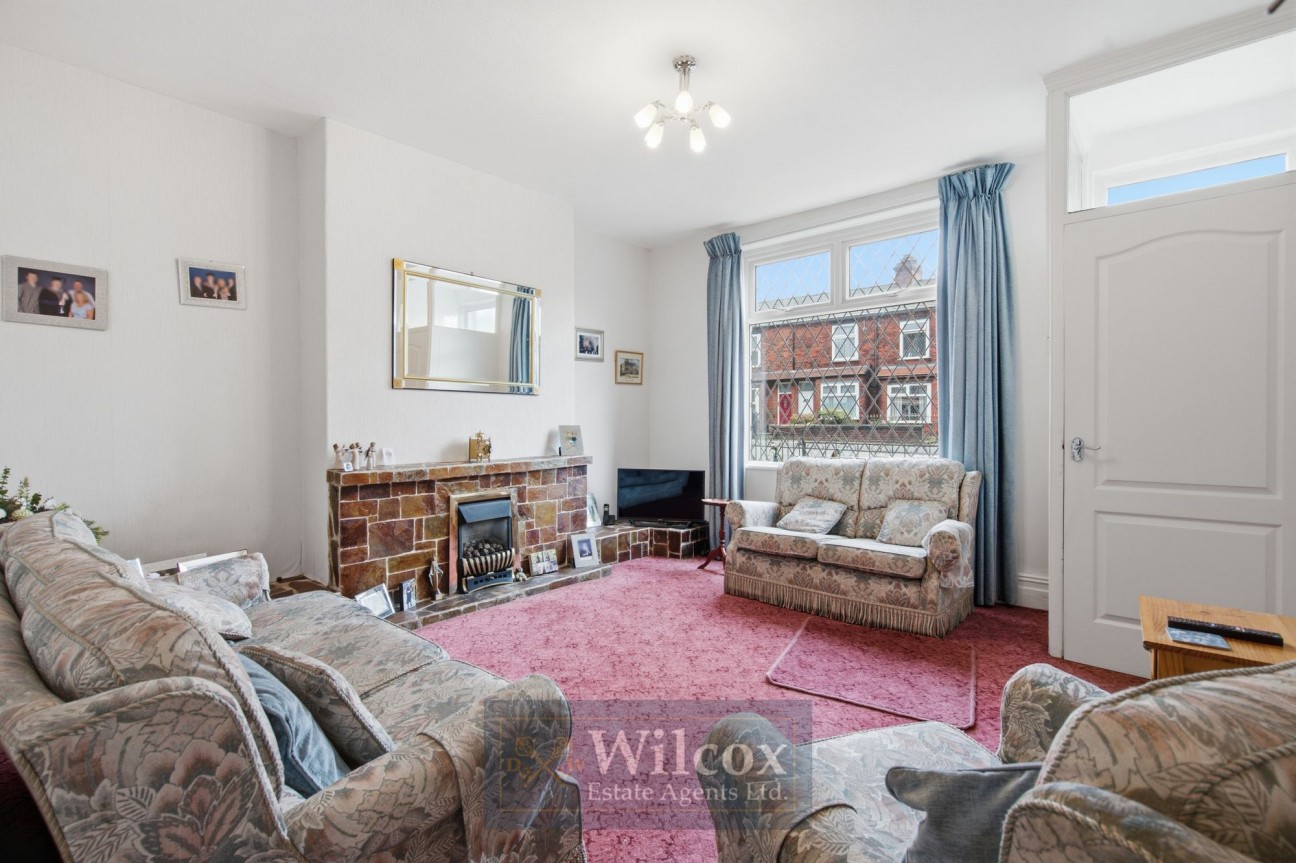 Tonge Moor Road, Bolton, BL2