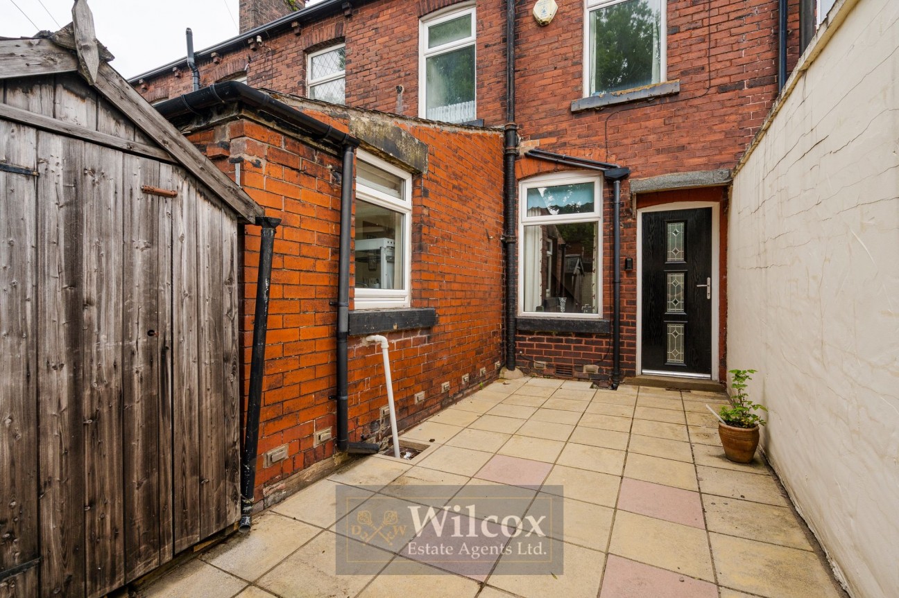 Tonge Moor Road, Bolton, BL2