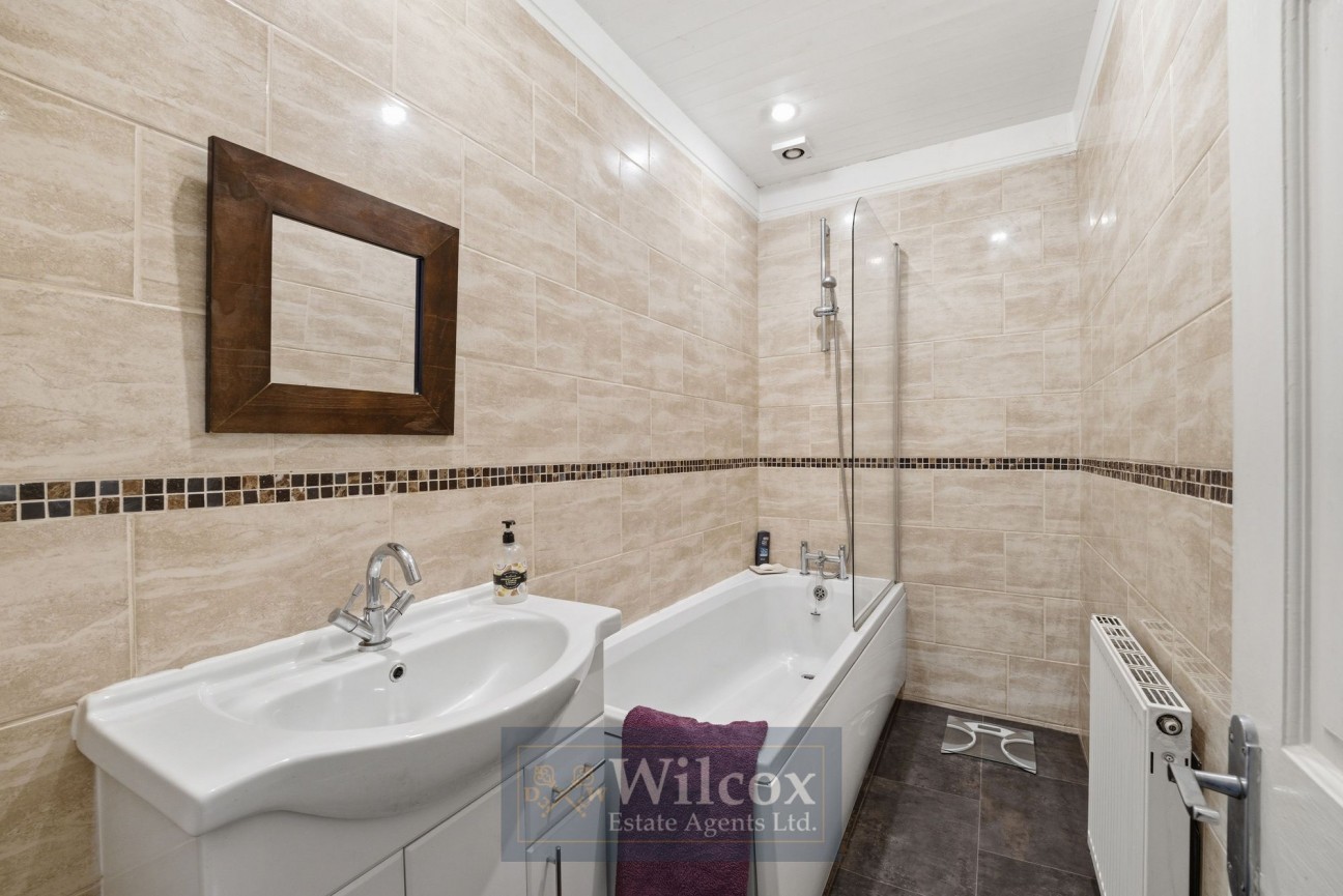 Ainsworth Lane, Bolton, BL2