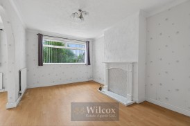 Beedon Avenue, Little Lever, BL3