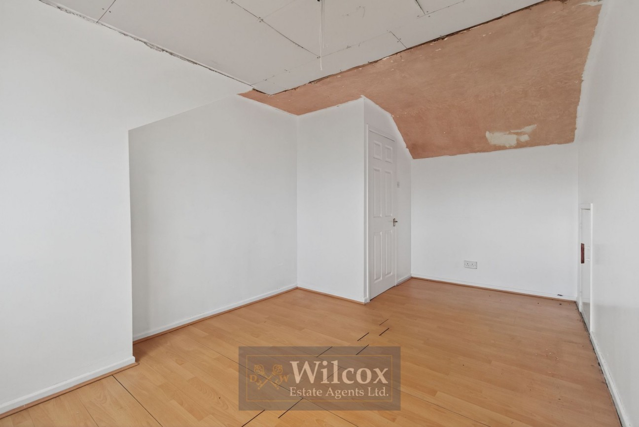 Beedon Avenue, Little Lever, BL3