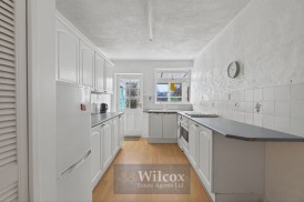 Beedon Avenue, Little Lever, BL3