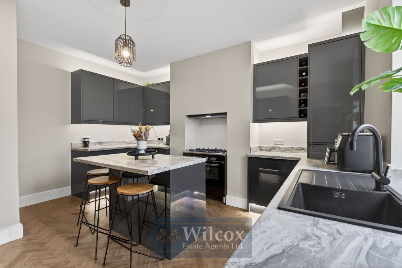 Park Avenue, Bolton, BL1