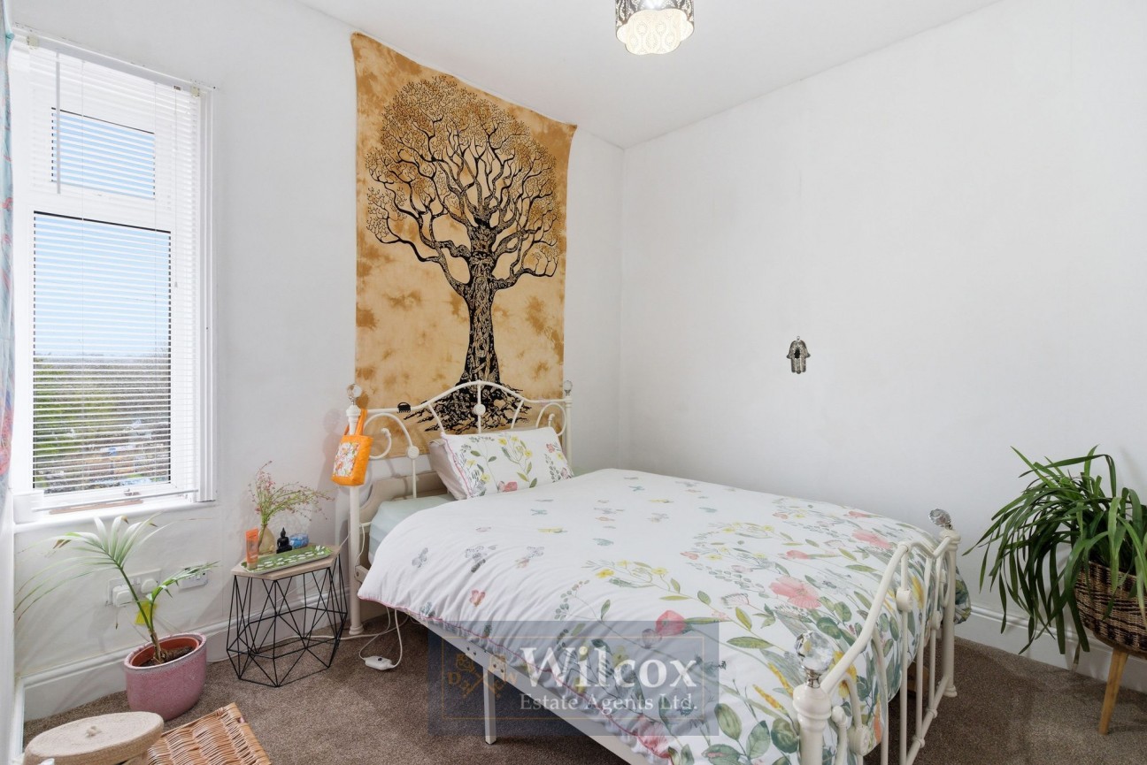 Tonge Moor Road, Bolton, BL2