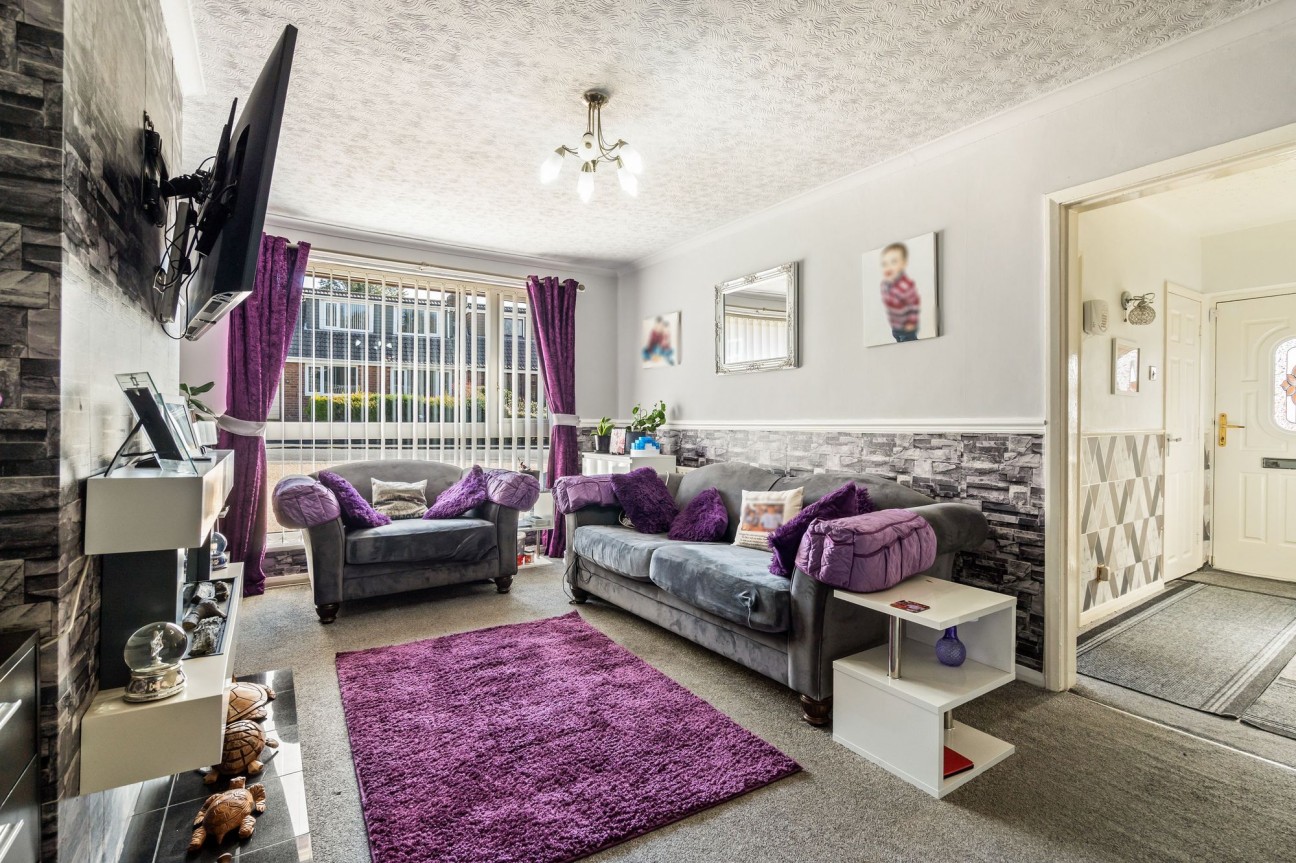 Lincoln Avenue, Little Lever, BL3